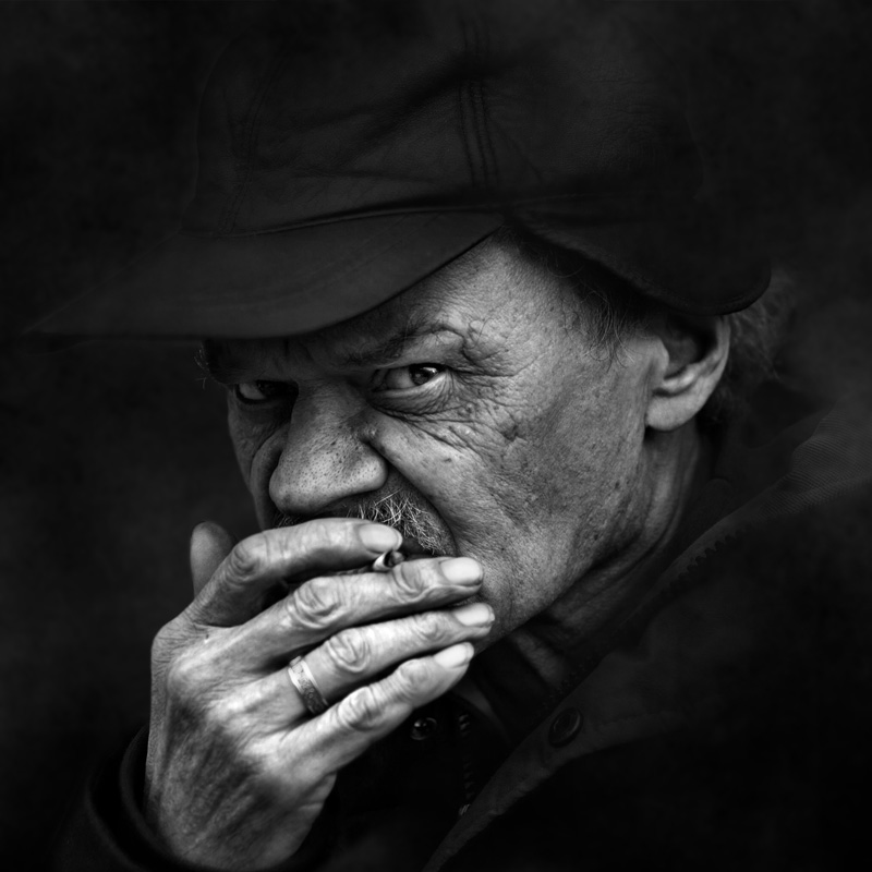 осторожный