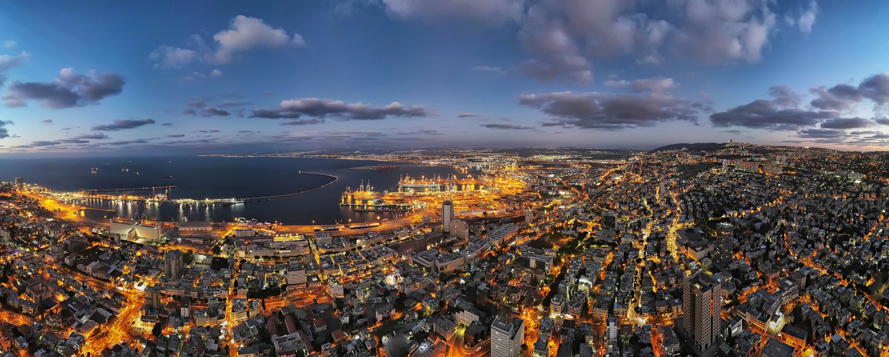 Вечерняя Хайфа