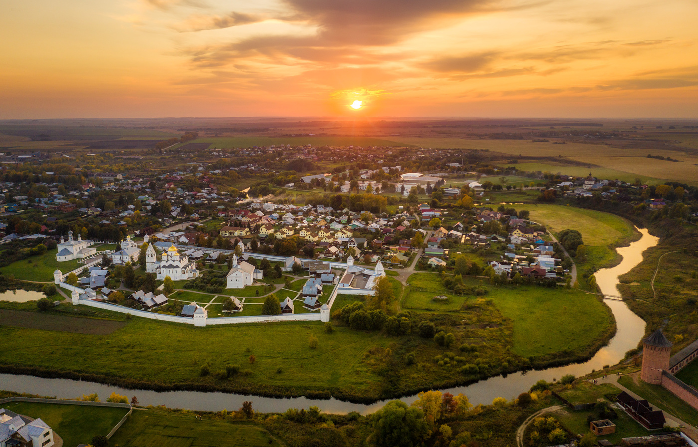 На закате...