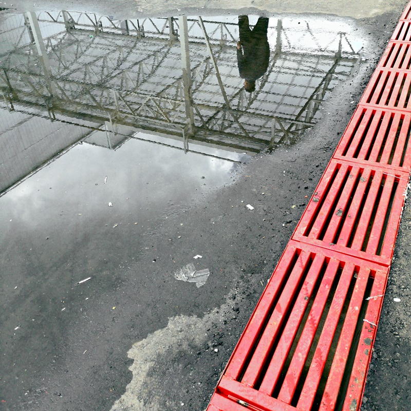 На том берегу