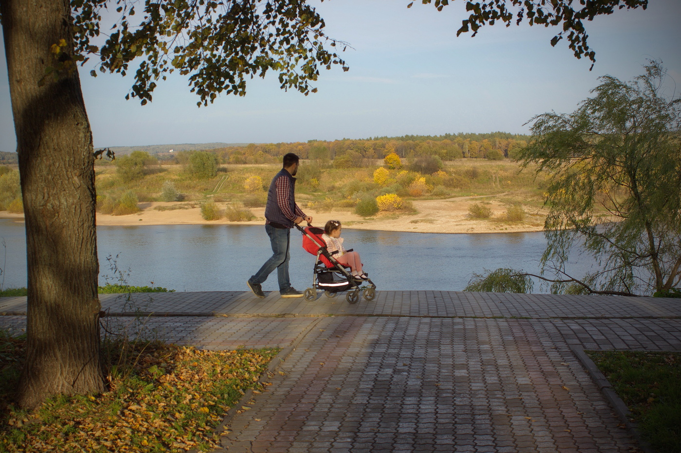 На том берегу