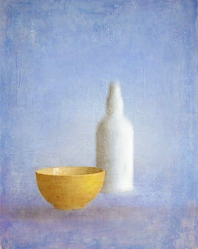 миска и бутылка