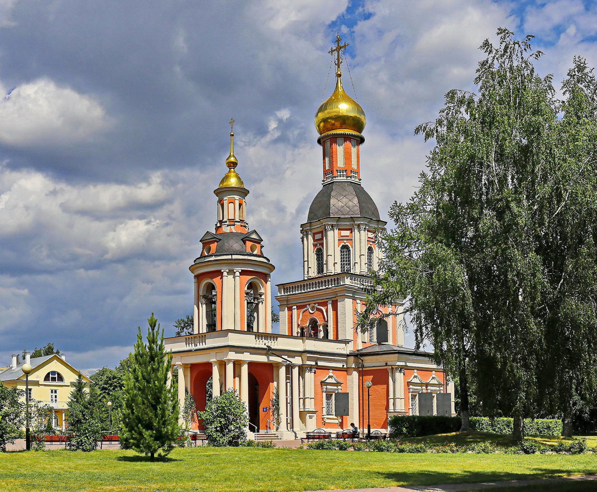 Церковь Святой Троицы в Свиблово