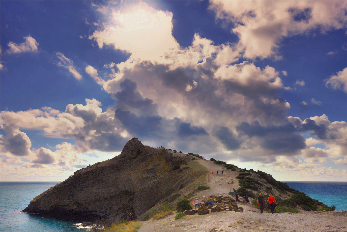 Мыс Капчик в полуденном осеннем свете.