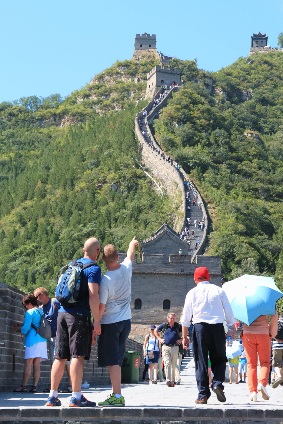 Пойдем туда!…