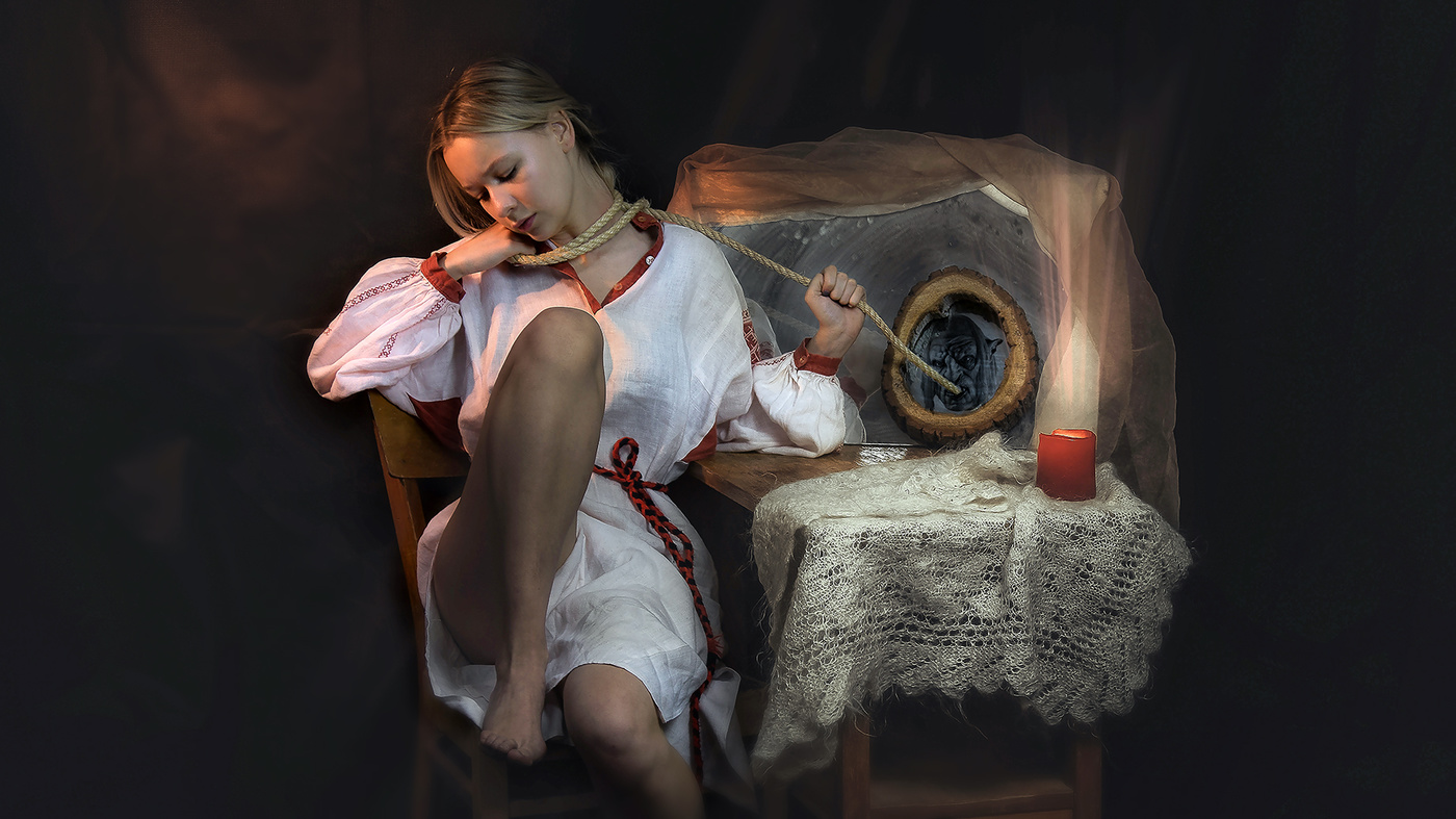 Не гадайте на старом зеркале.. мало ли что.