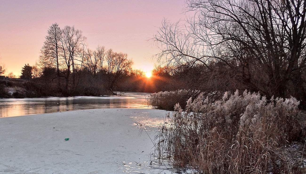 Декабрьское солнце на закате