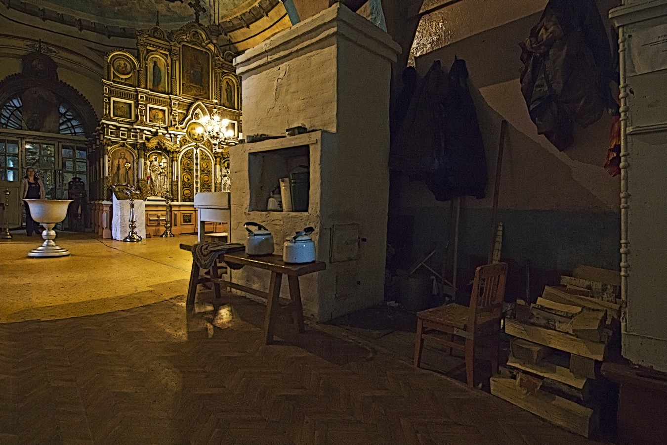 В сельском храме