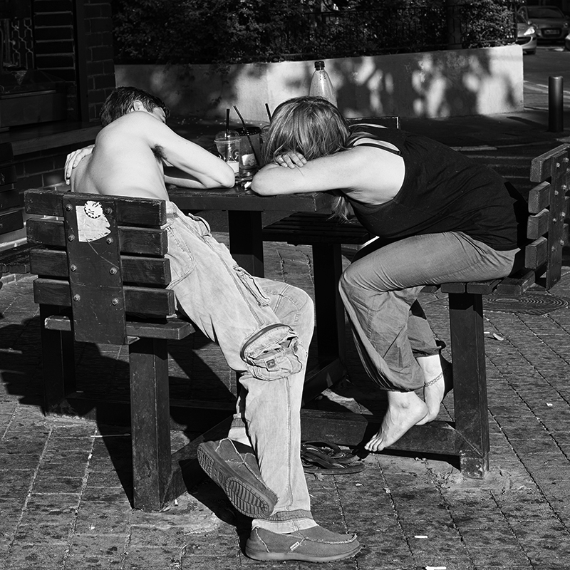 Ну что ты? Обиделась?