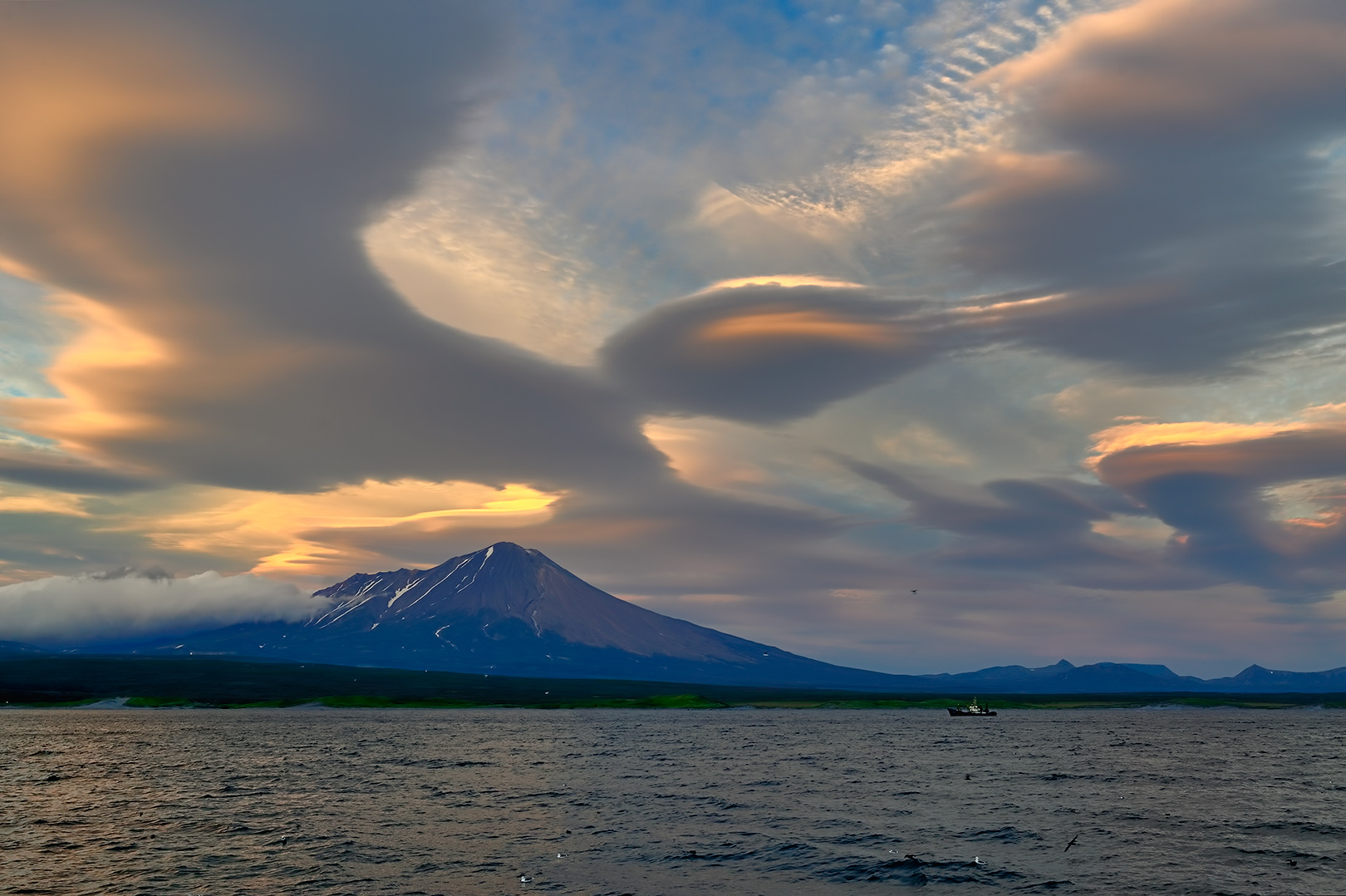 lenticular clouds