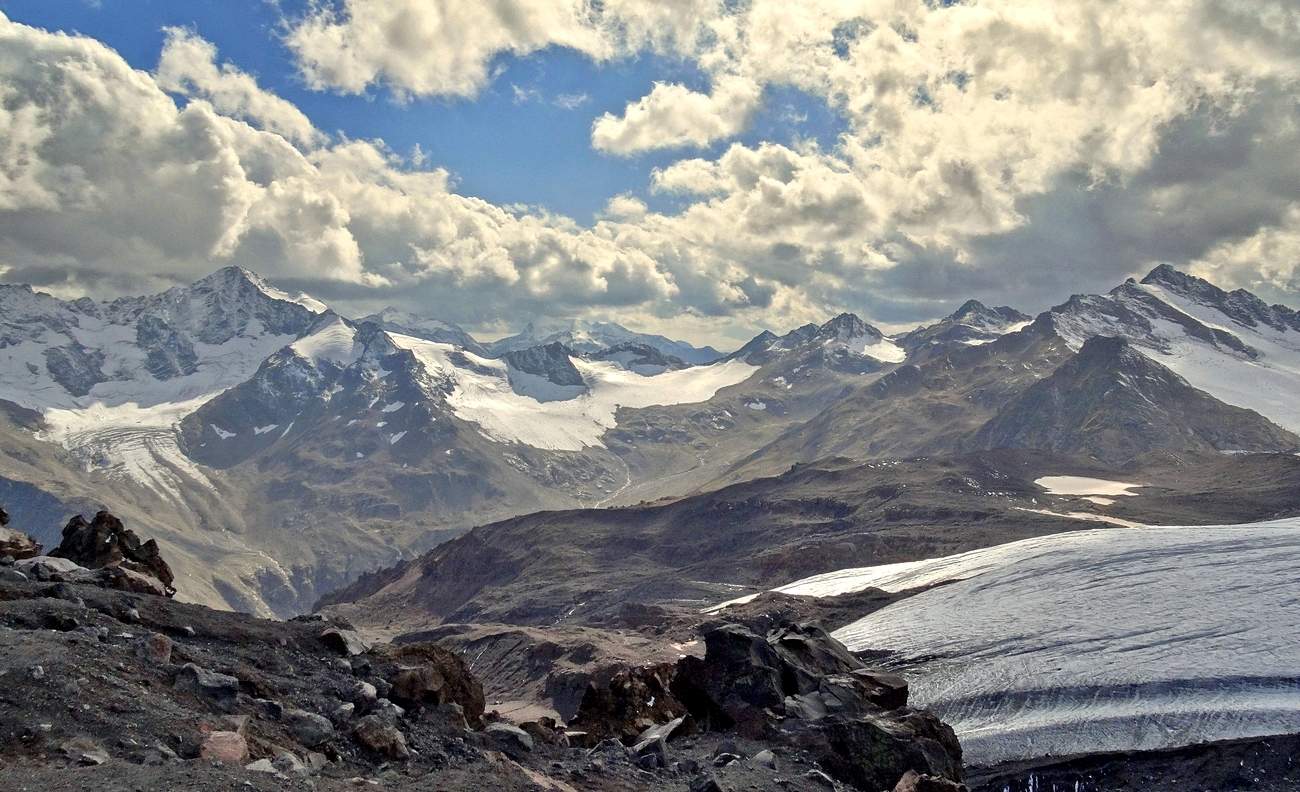 Выше гор бывают только облака