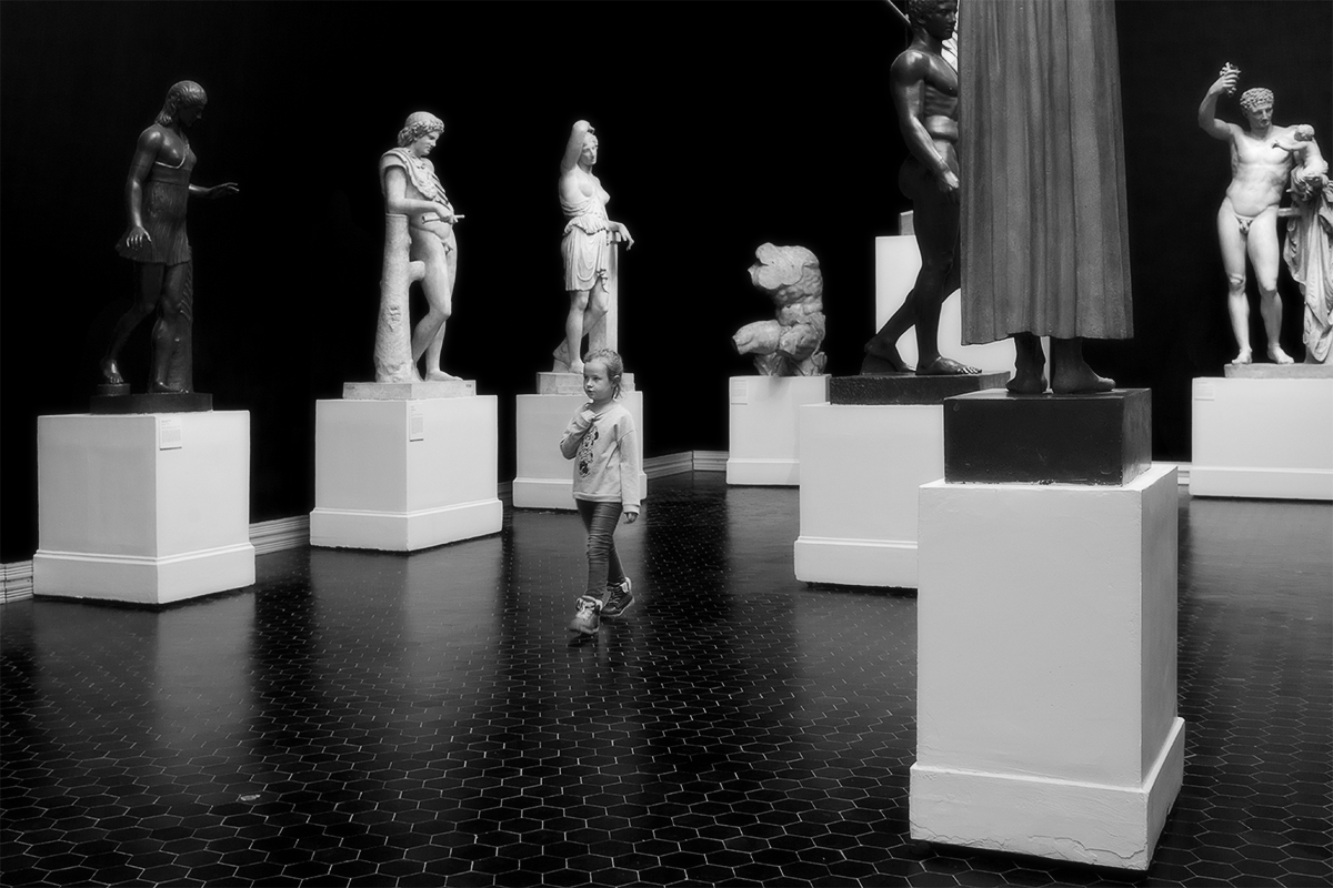 Алиса в стране скульптур