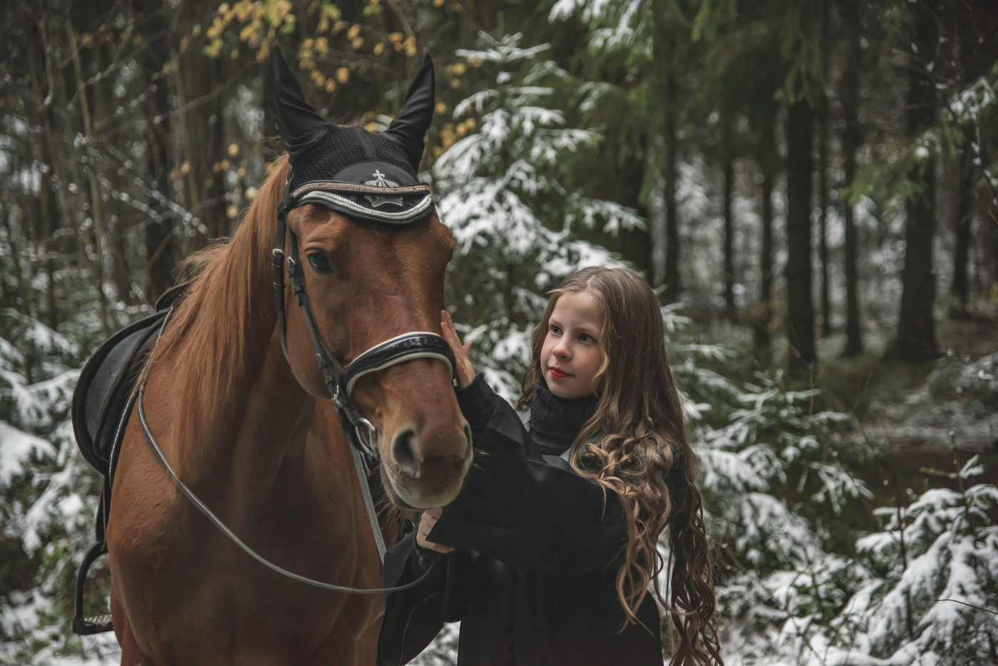 Юлиана на прогулке с Гминой