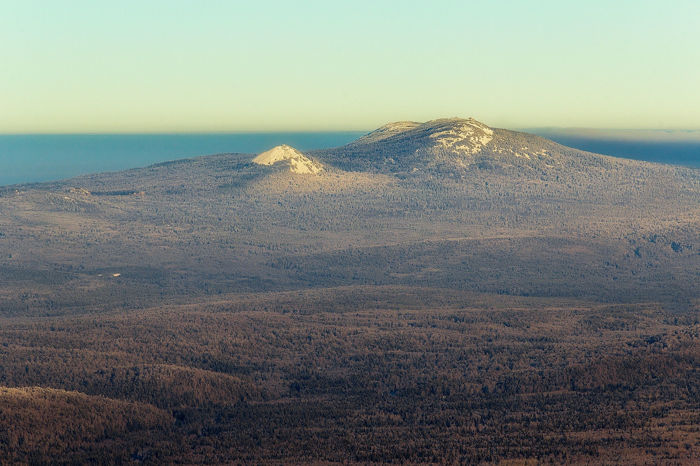 хребет Зюраткуль