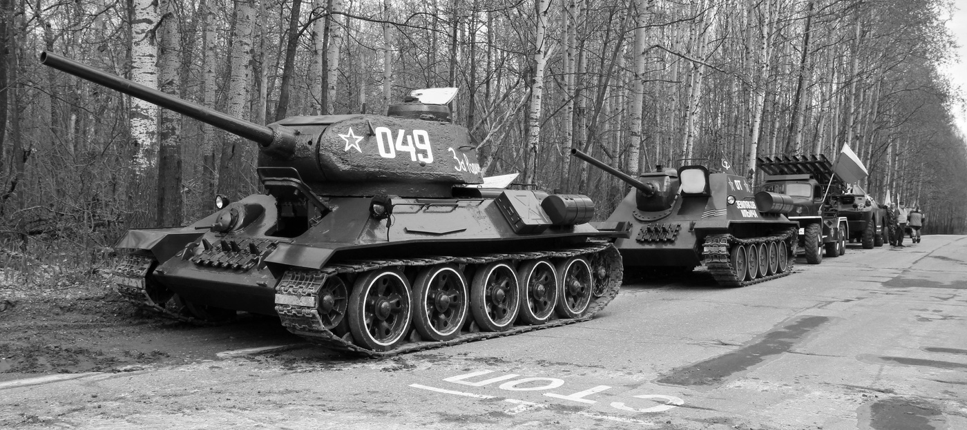 Танковая колонна села Троицкий Сунгур