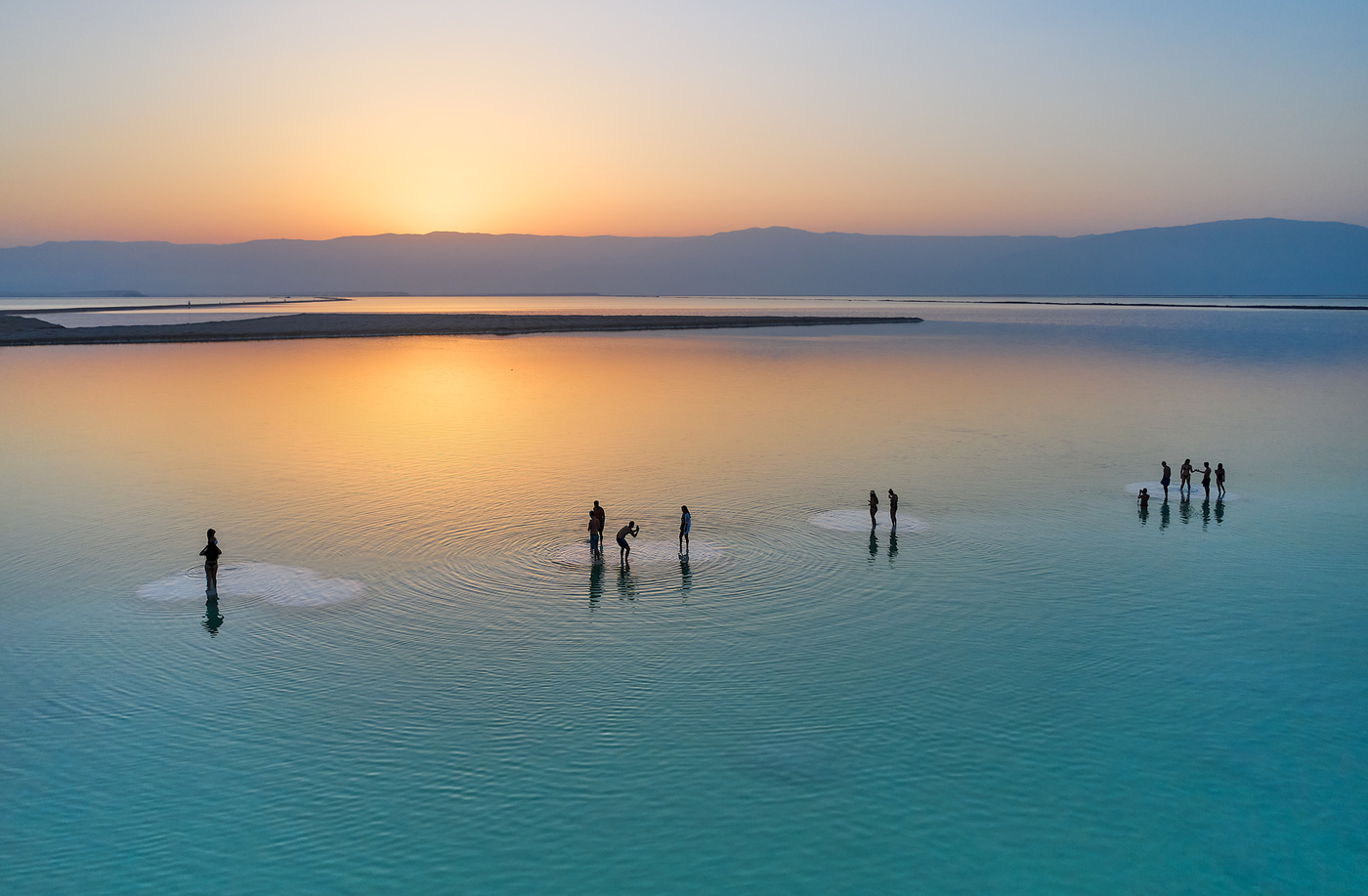 Обитаемые острова...