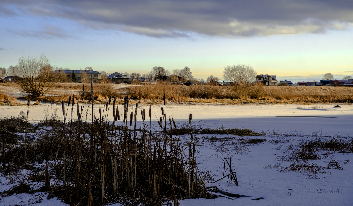 Зимнее озеро.
