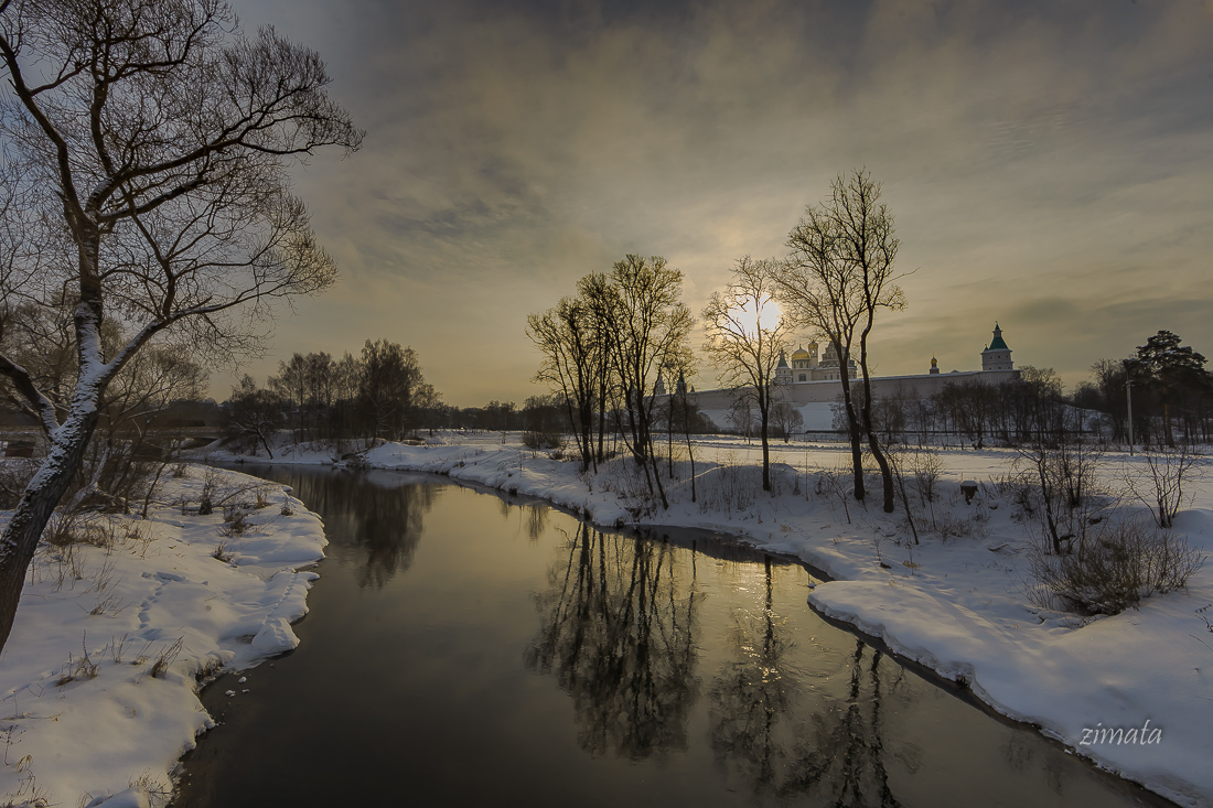 берег Истры