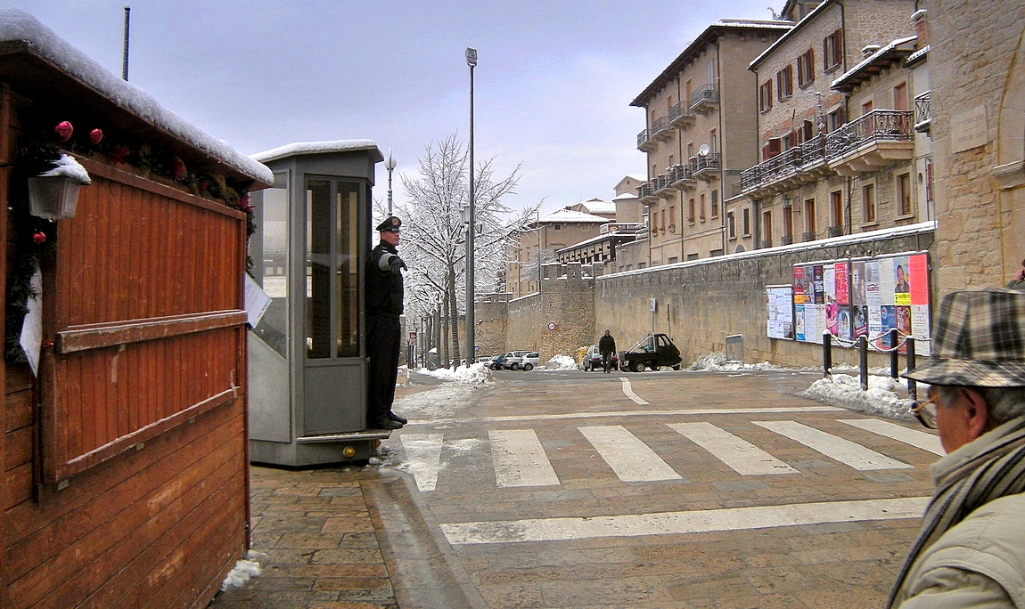 Пешеходы, переходы