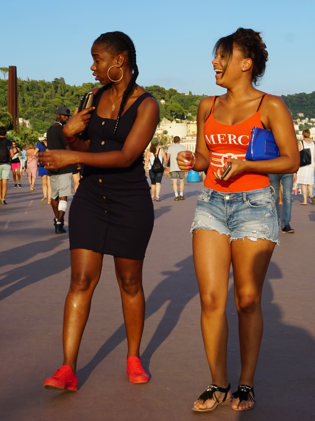 Пешеходы, переходы