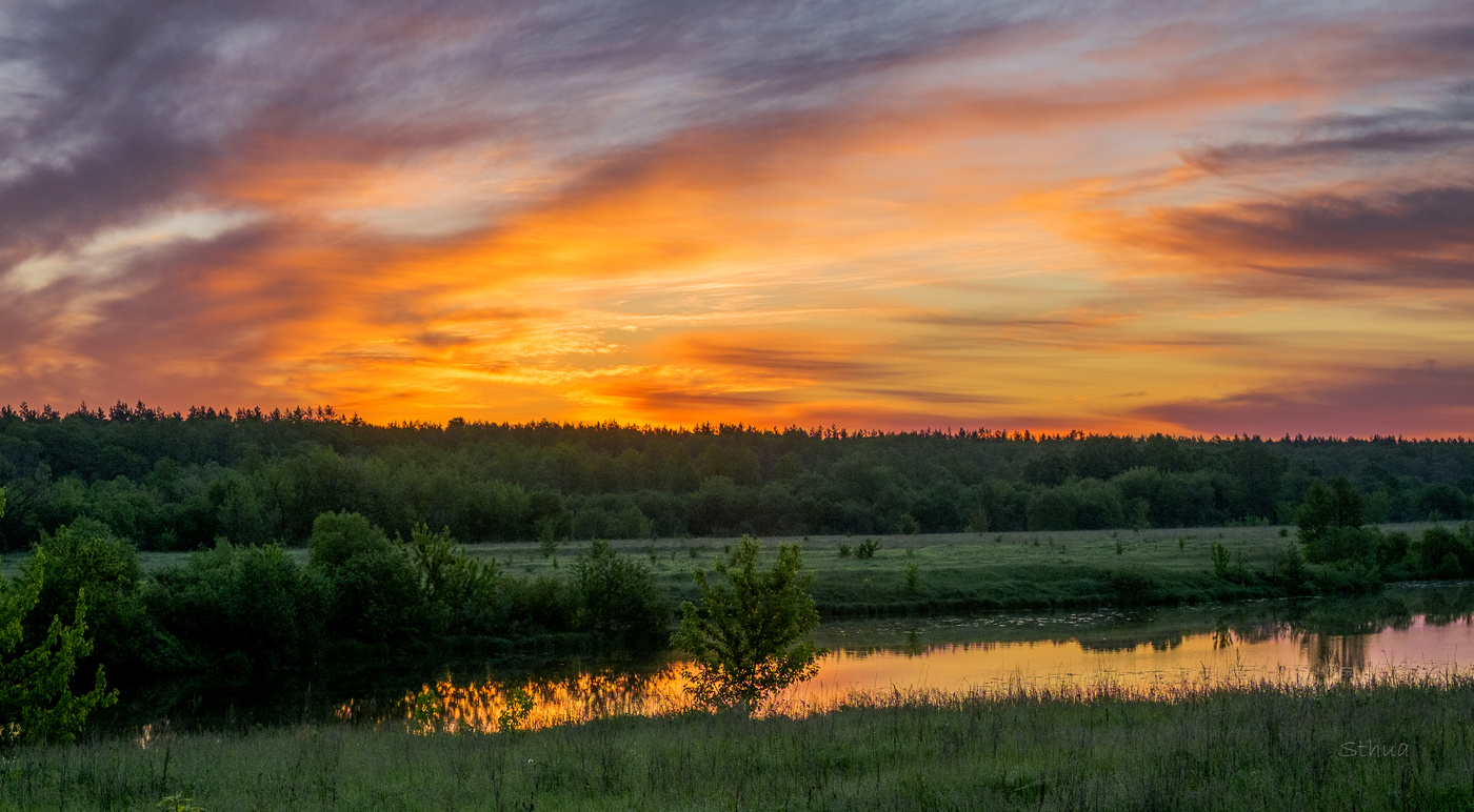Предрассветные облака.