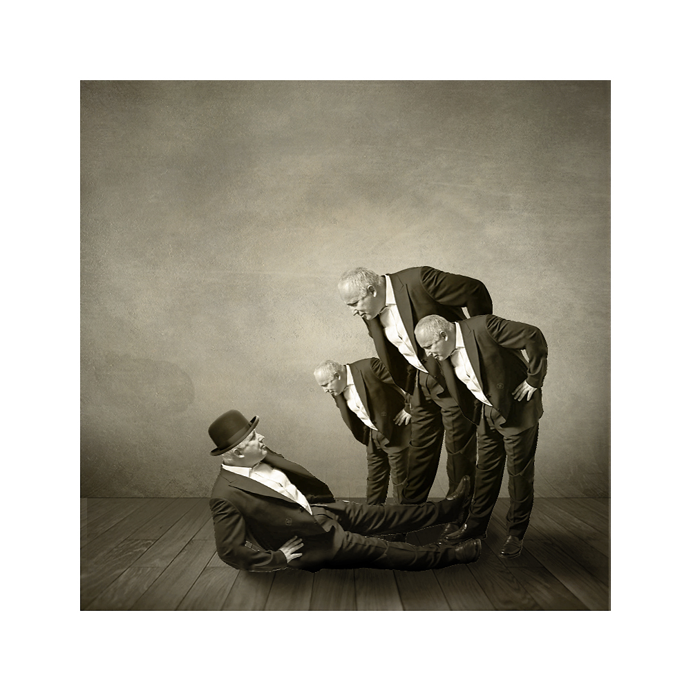 разборки в маленьком офисе