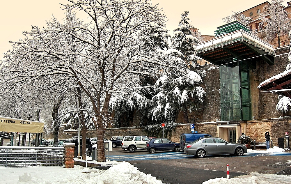 В Сан-Марино выпал снег