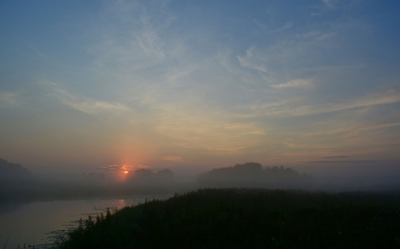 На излучине реки