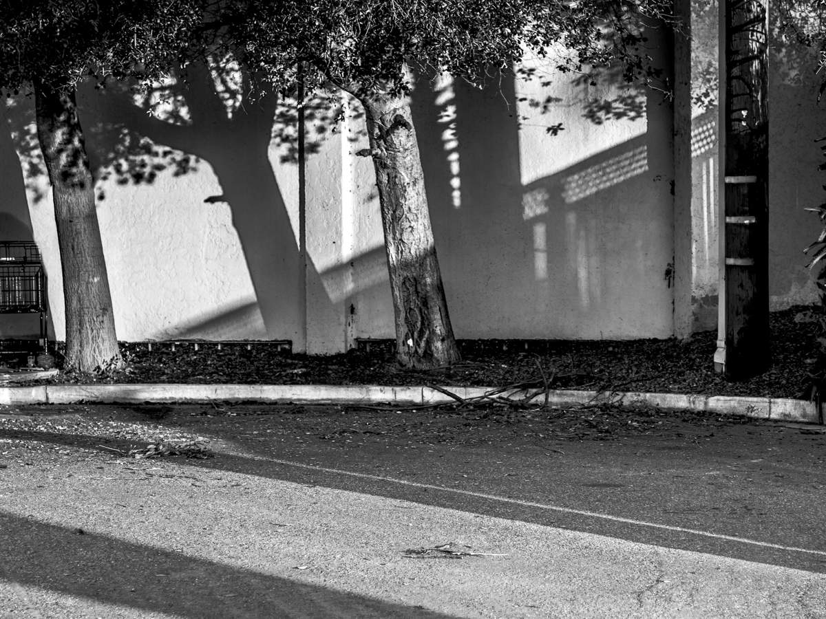 Угловые тени...