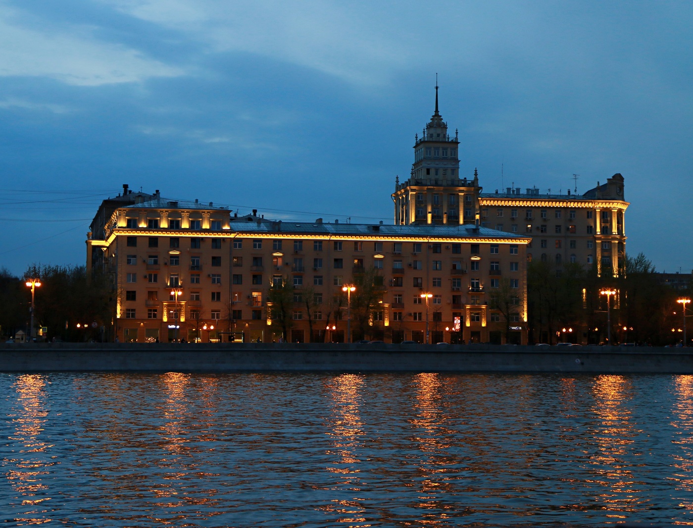 Вечерние мотивы