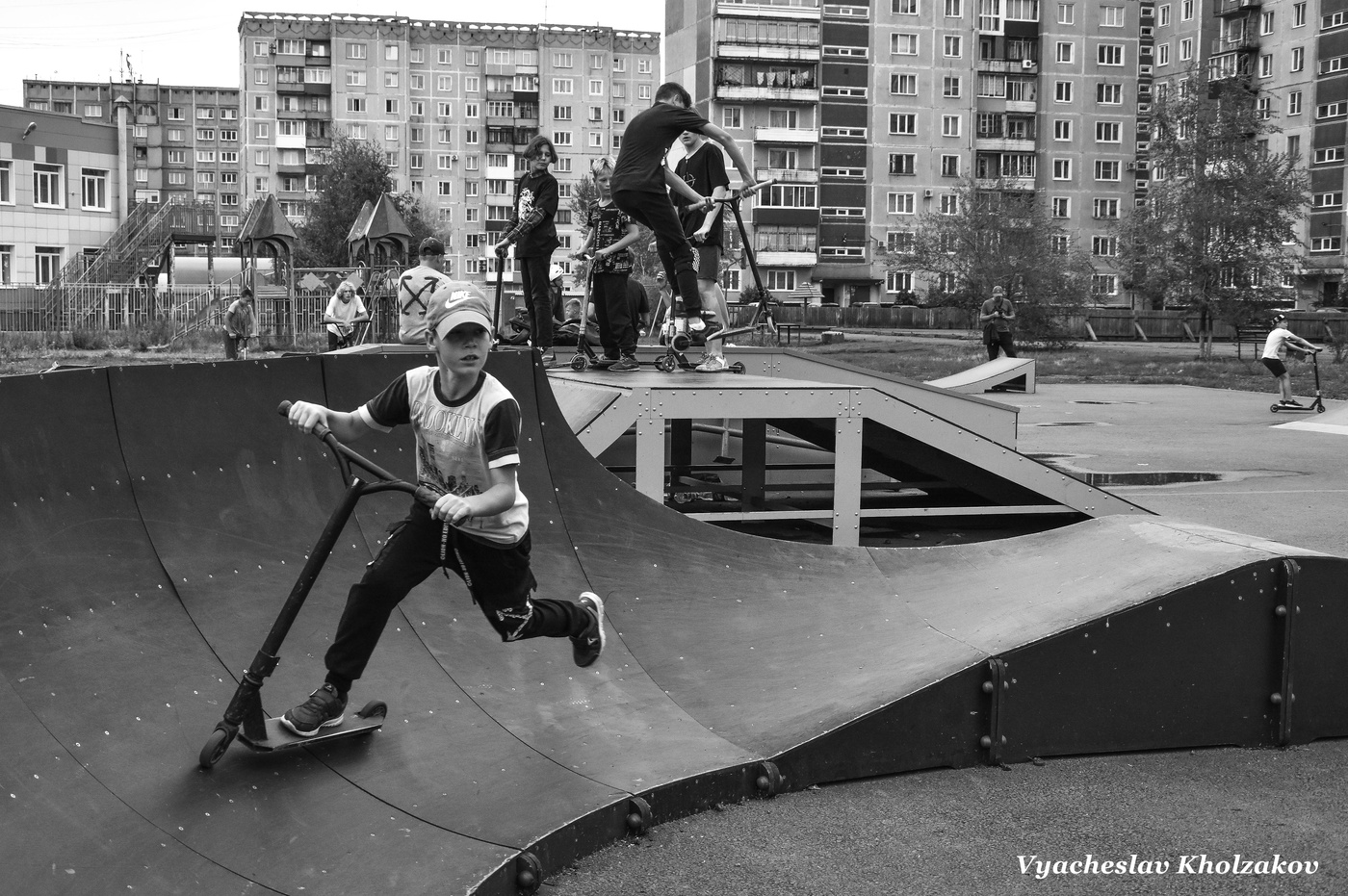 Трюки на трюковом самокате