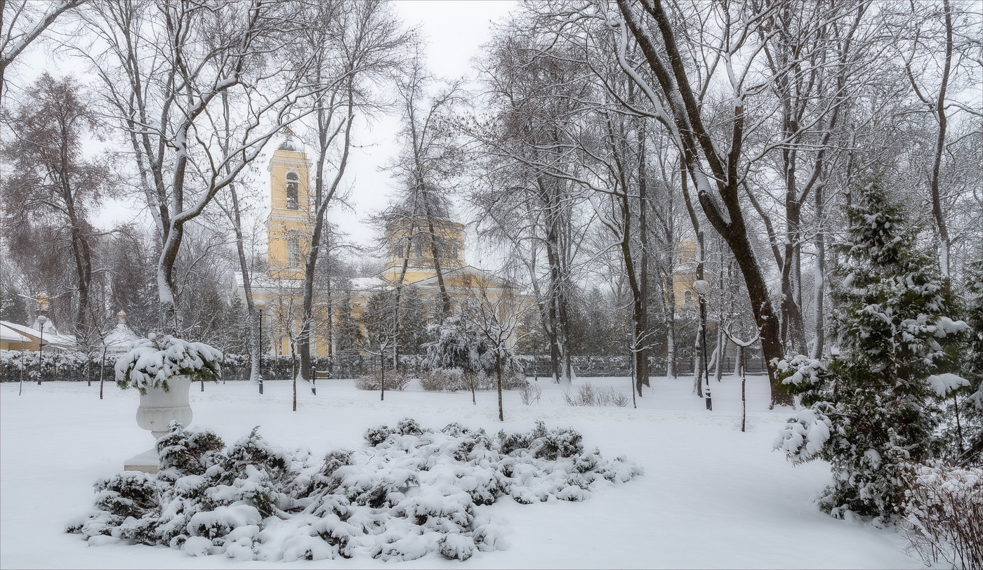 В парке бродит Зима...
