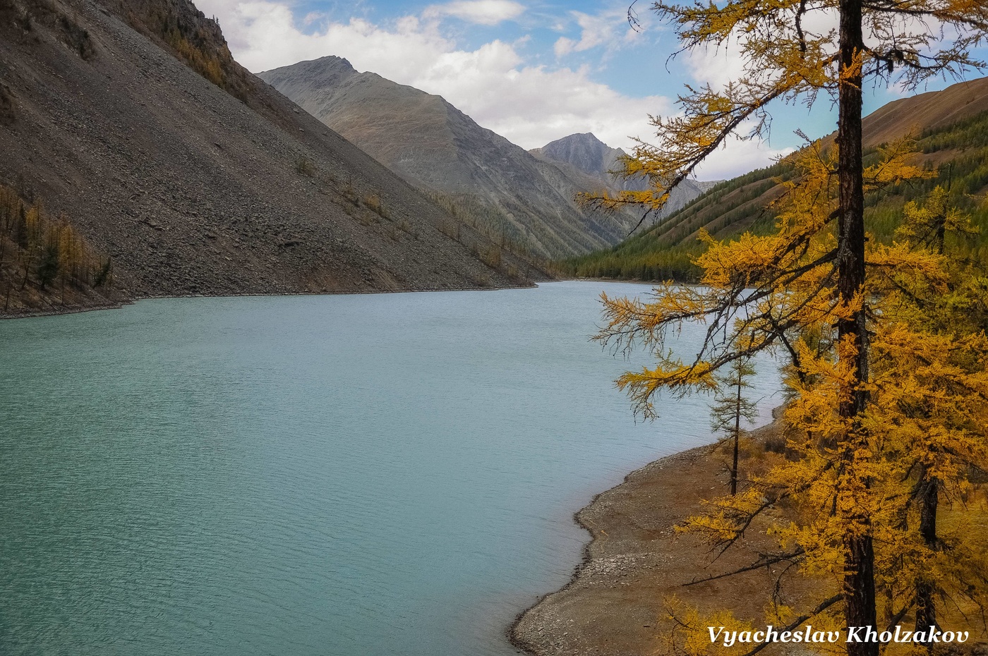 Осень. Нижнее Шавлинское озеро