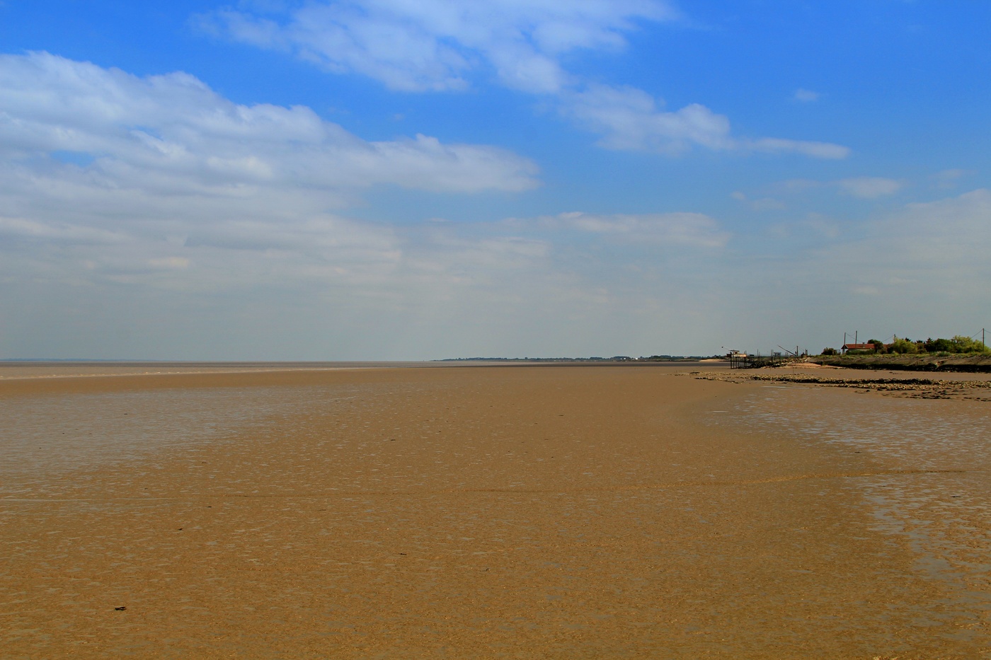 Тонкая грань пятница Франция