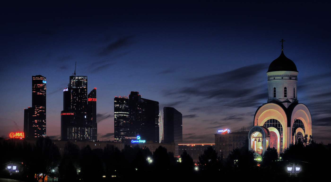 рассвет на Поклонной горе