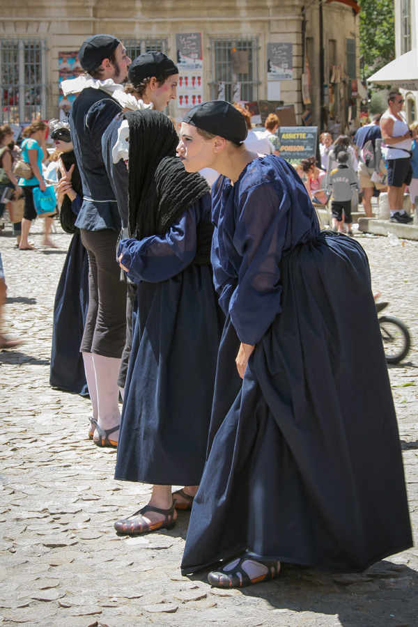 "Что наша жизнь? Игра!"