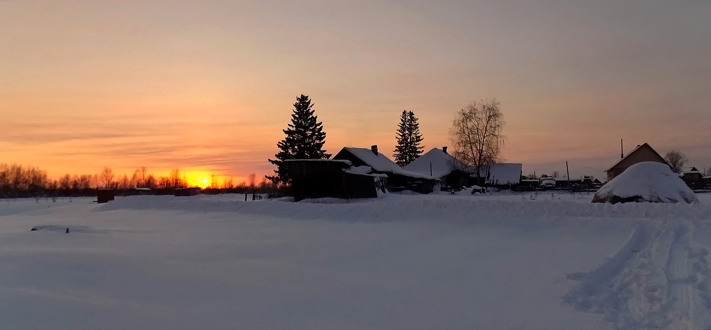 Деревенский зимний вечер