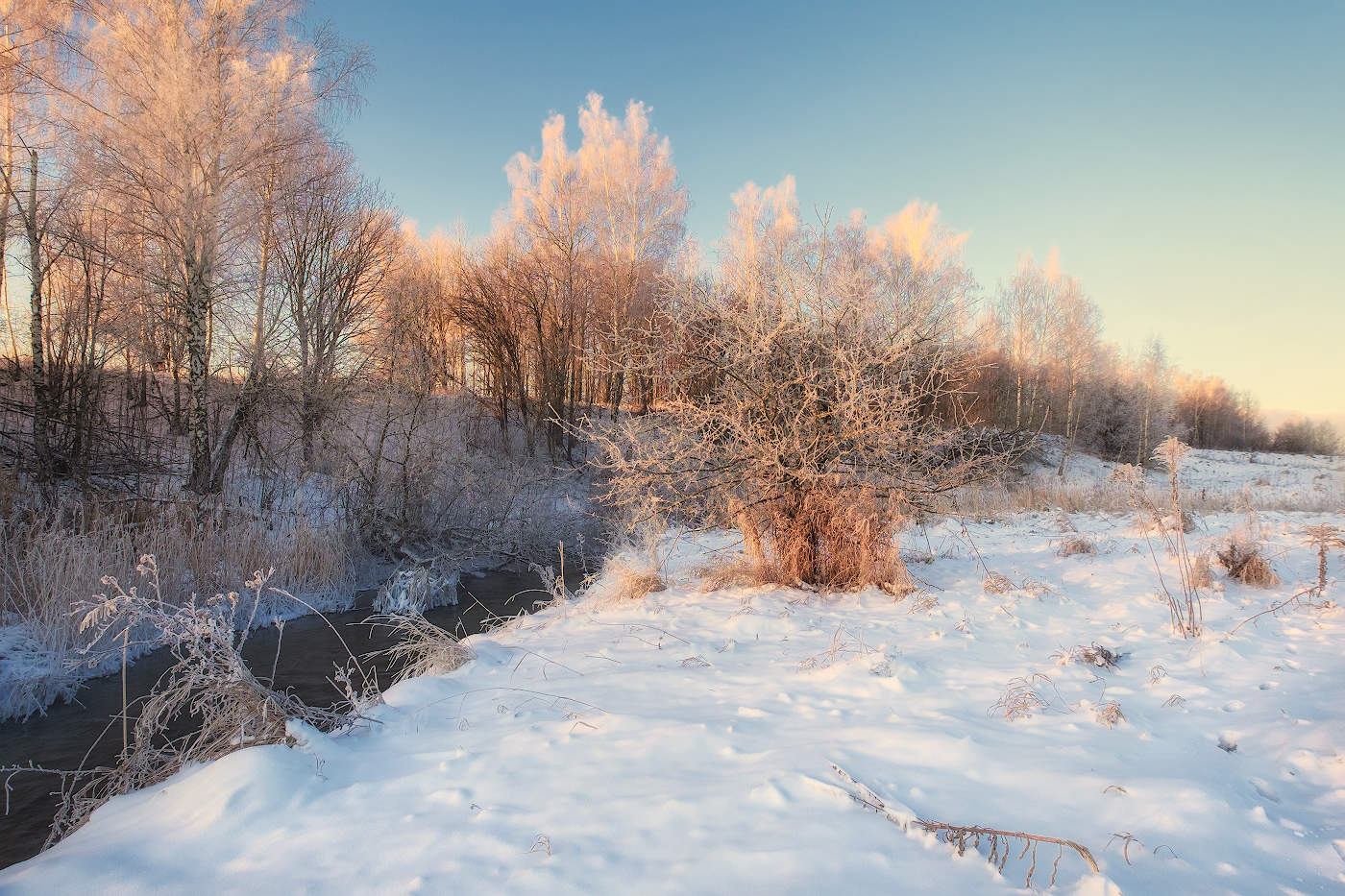 Солнечное морозное утро