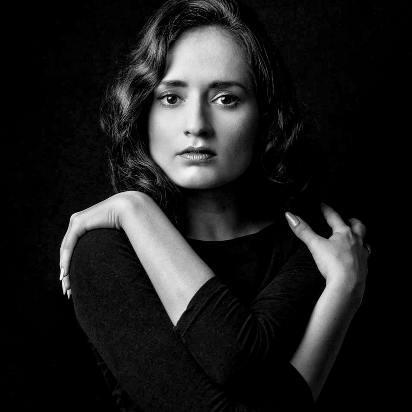 Девушка в черном