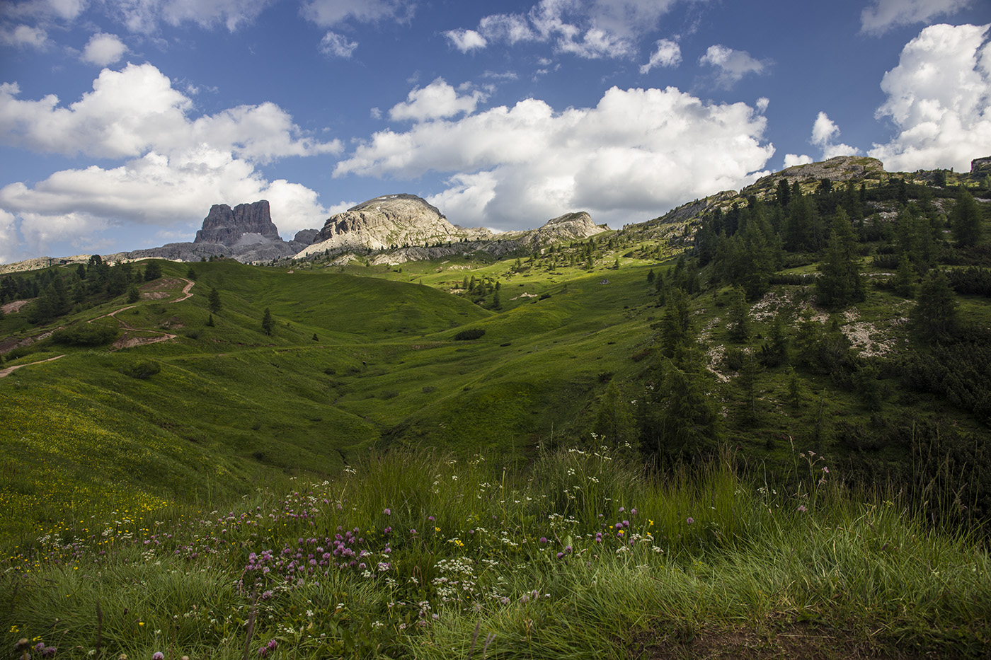 Горная местность