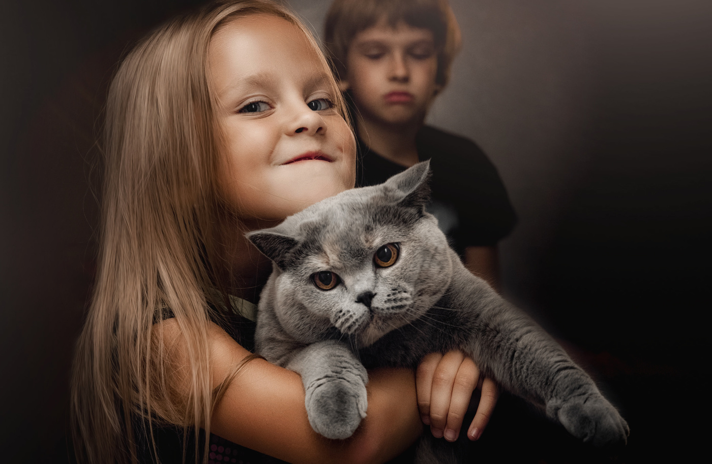 Это ещё неизвестно, кто с кем играет..