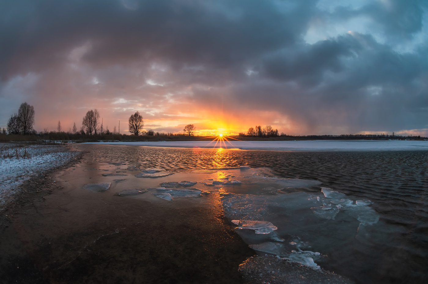 Весенний вечер
