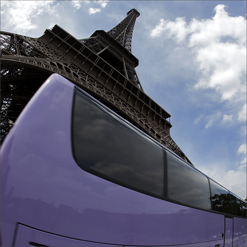 Сиреневый автобус