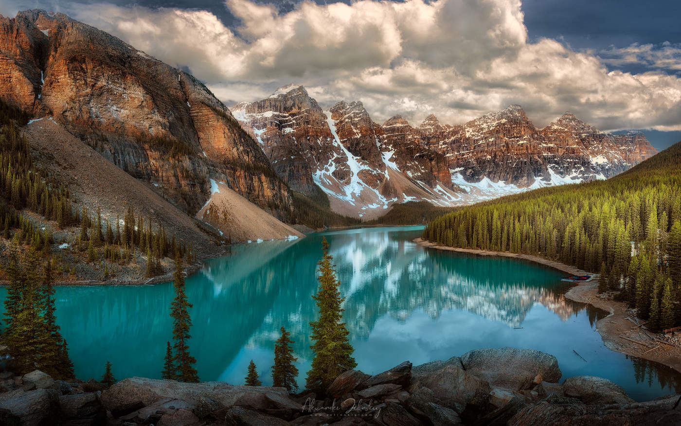 Утро на озере