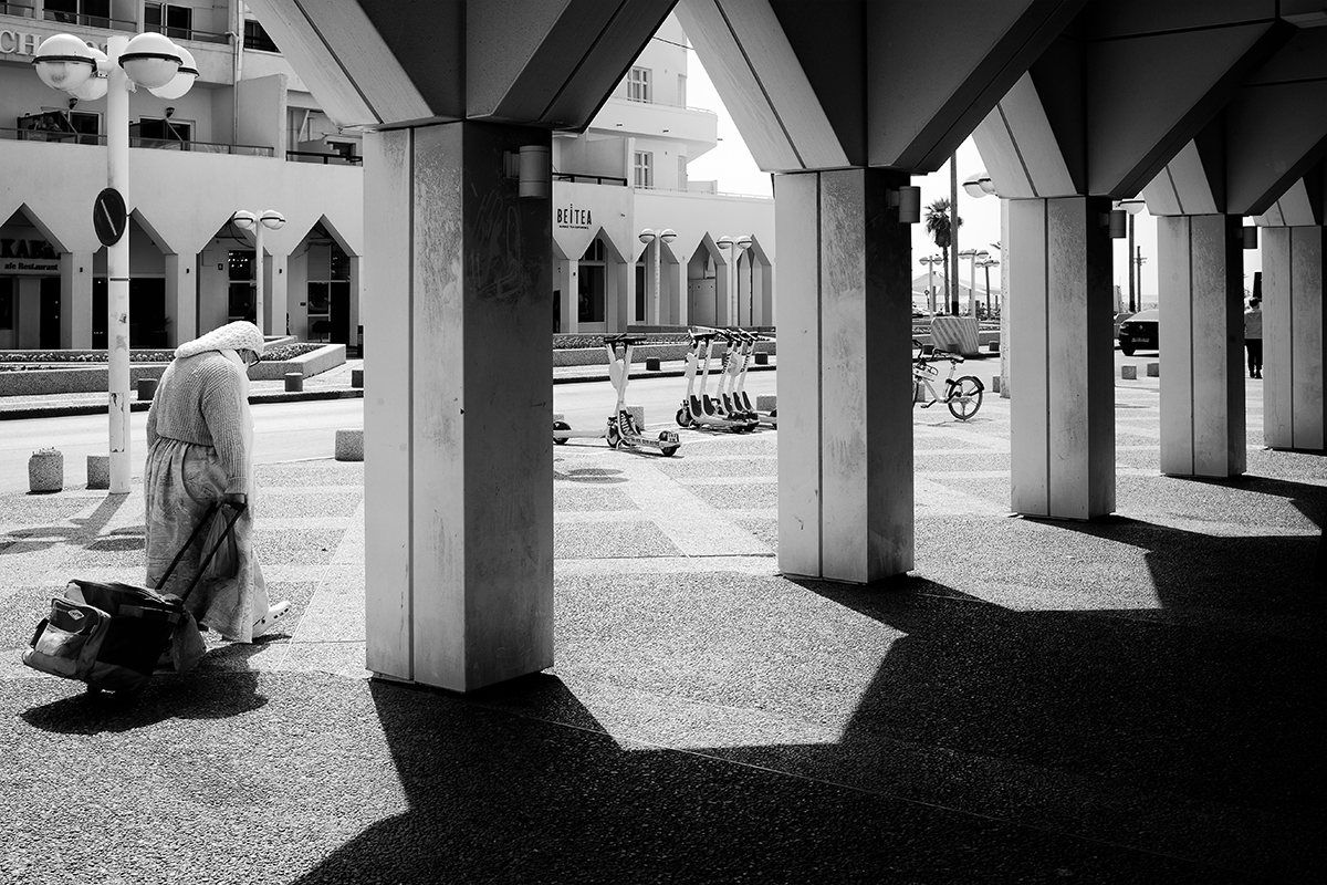 Знойным днем