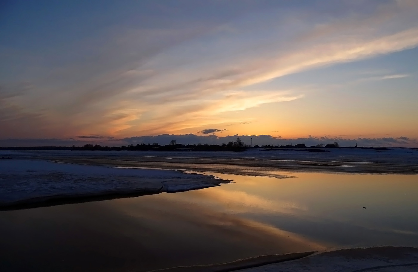 Весенний вечер на Оби
