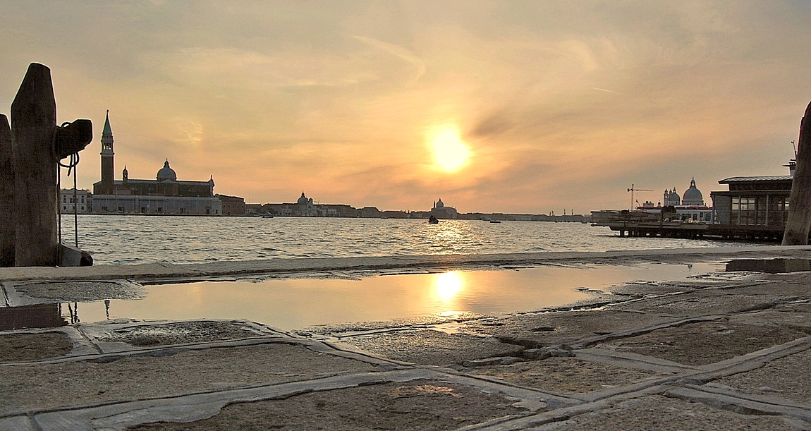 В Венеции на восходе солнца