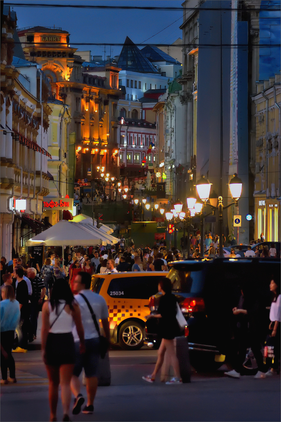 Летний вечер на Кузнецком Мосту.