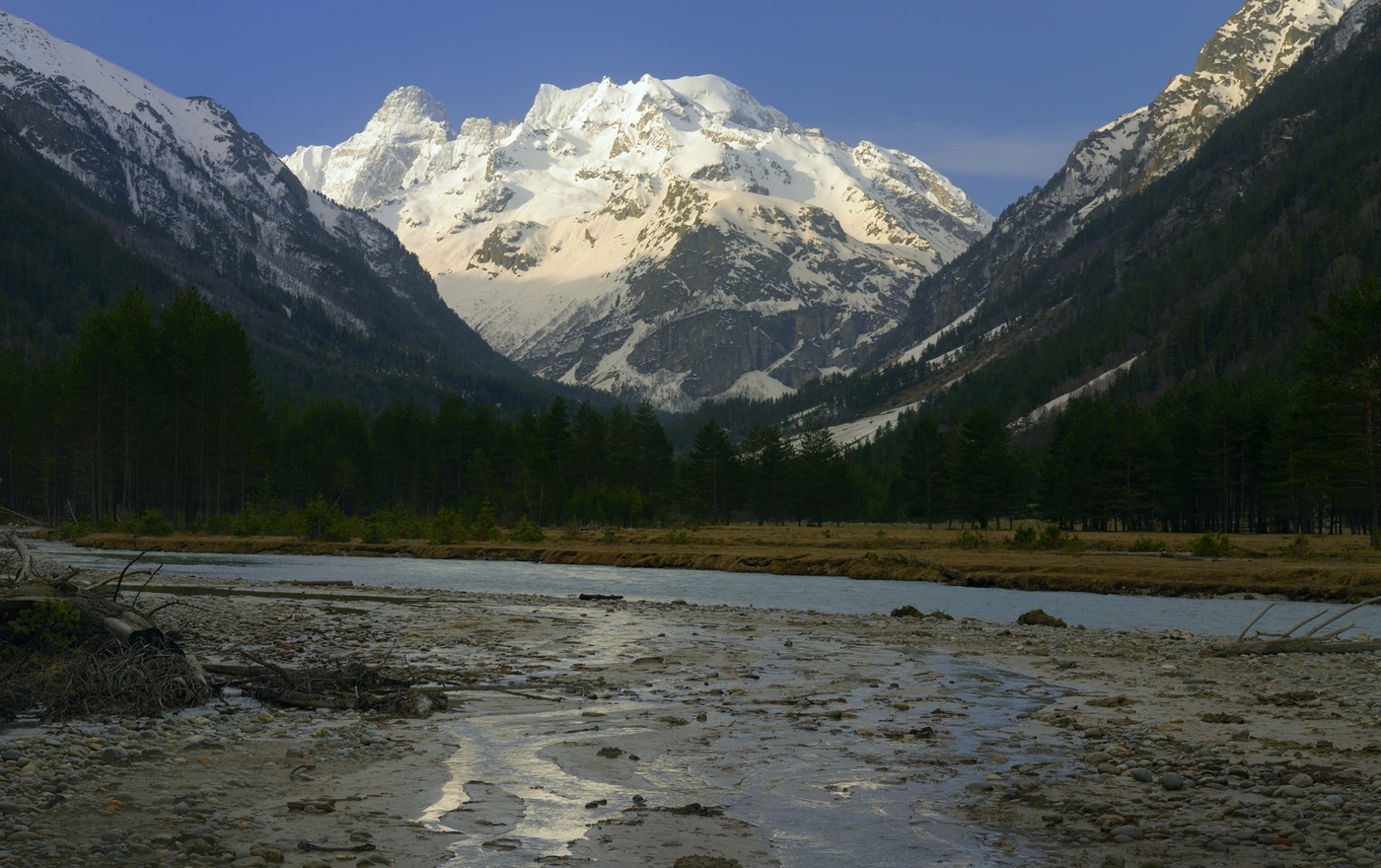 Весеннее утро в горах
