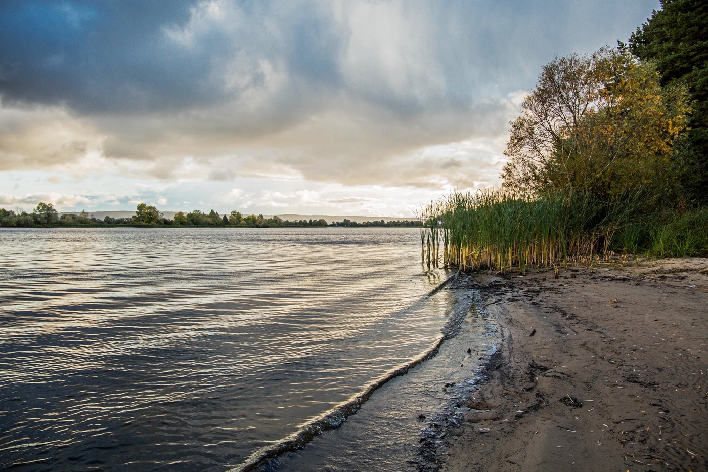 Волжский залив